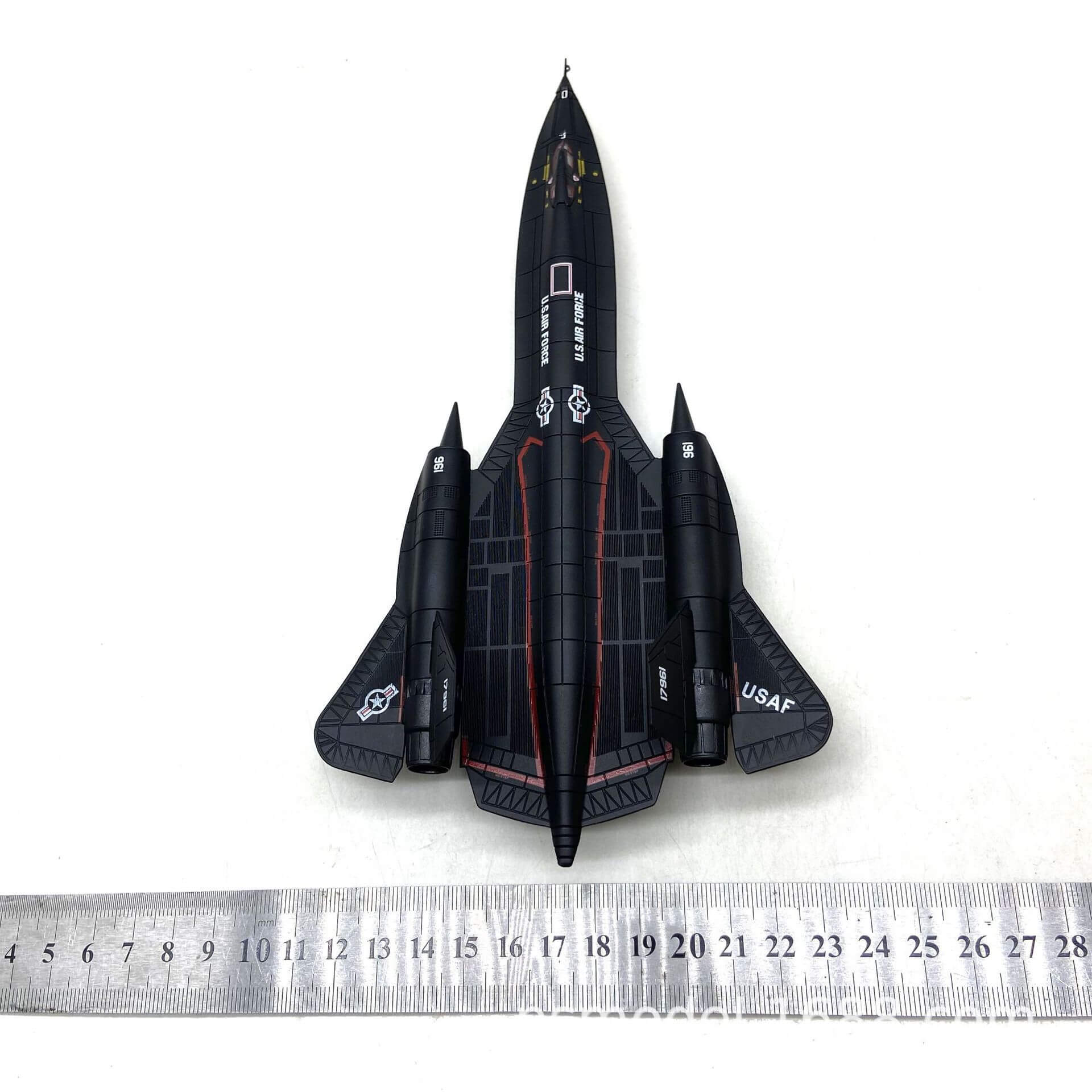 NIMVAYA® SR-71 Blackbird (1:144)